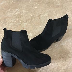Black heel ankle boots